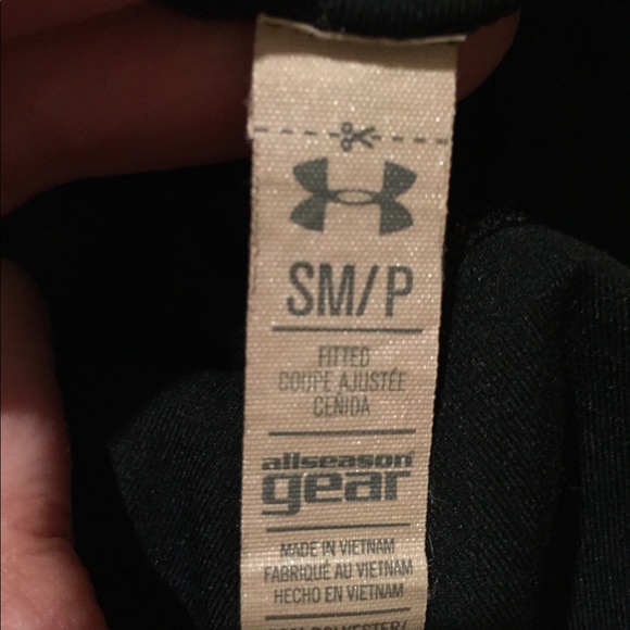 Under Armour capris - Picture 4 of 5